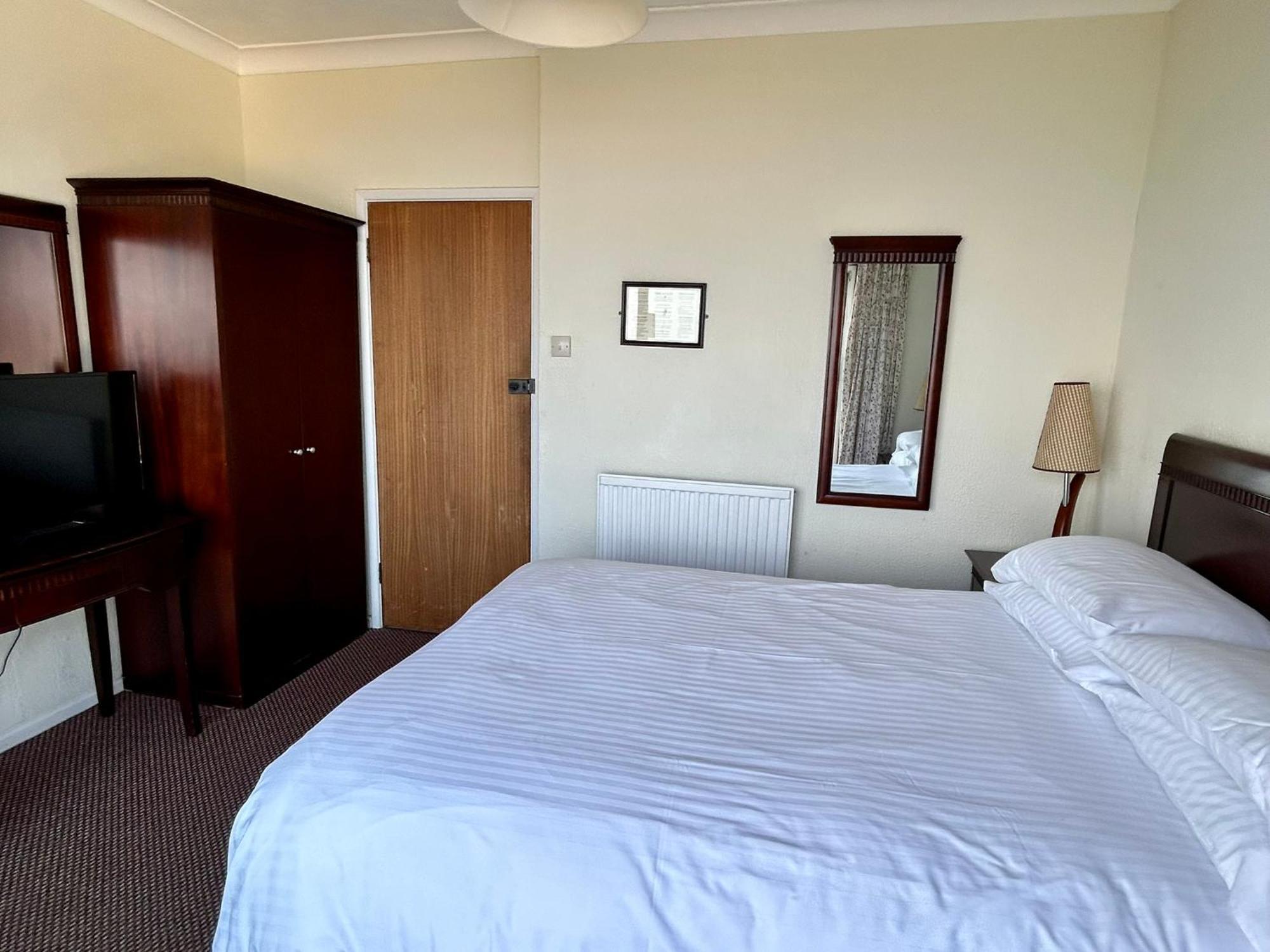 Bay View - Seafront, Sandown - Free Car Ferry For Bookings Of 3 Or More Nights, Subject To Availability Cameră foto